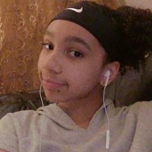 Meet your Posher, Janelle